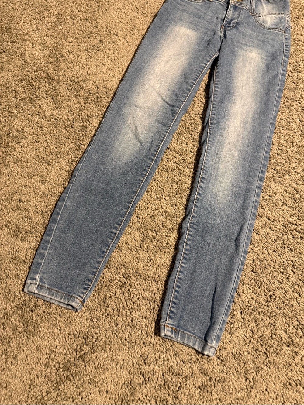 VanillaStar Women's High-Rise Light Blue Skinny Jeans - Picture 3 of 6
